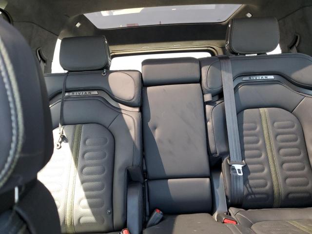 7PDSGCBA9RN030408 Rivian R1s Adventure