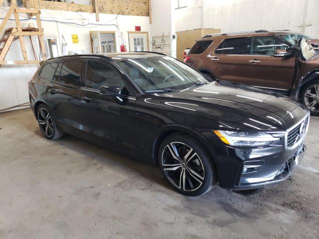 YV1102EM2L2369621 Volvo V60 T5 R-design