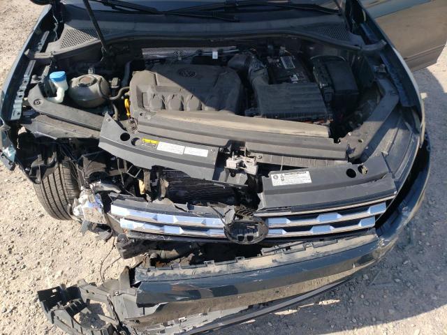 3VV2B7AX8KM121688 Volkswagen TIGUAN SE