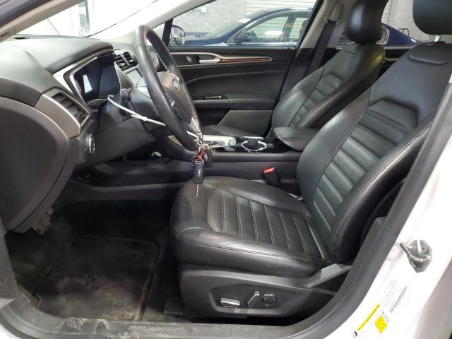 1FA6P0HD8G5120693 Ford FUSION SE