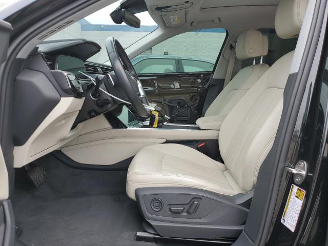 WA1AAAGE0NB013572 Audi E-tron Premium