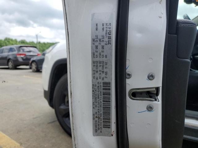 1C4PJLCB7JD620137 Jeep Cherokee Latitude