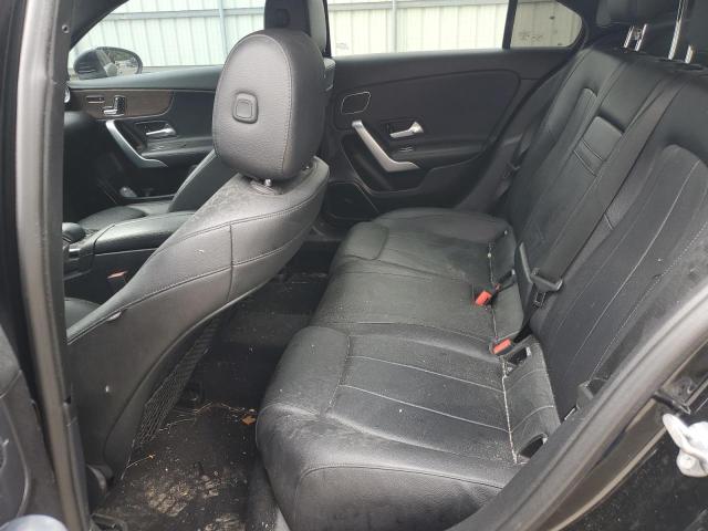 WDD3G4EB0KW021804 Mercedes-Benz A 220