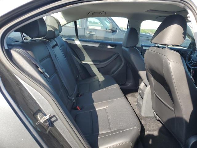 3VWDB7AJ2JM239170 Volkswagen JETTA SE