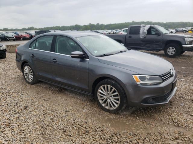 3VWL07AJ9EM411220 Volkswagen JETTA SEL