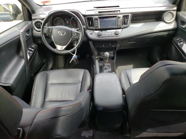 JTMJFREV0JD228148 Toyota RAV4 SE