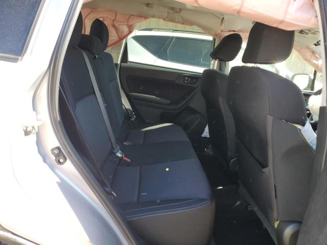 JF2SJAGC2JH523939 Subaru Forester 2.5i Premium