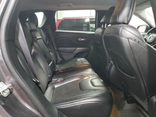 1C4PJMLBXKD181975 Jeep Cherokee Latitude Plus