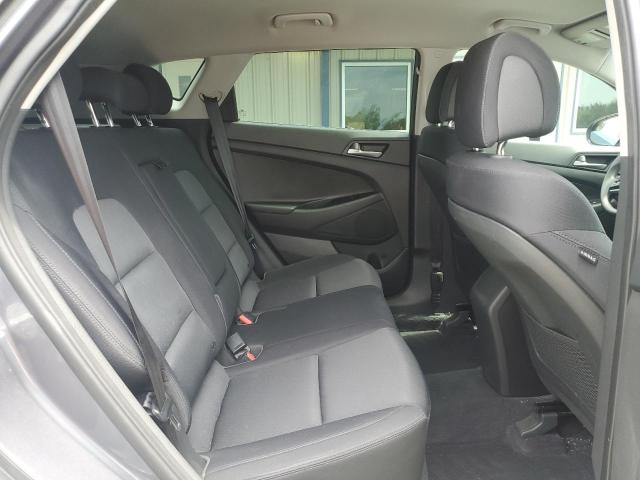 KM8J2CA48JU761012 Hyundai TUCSON SE