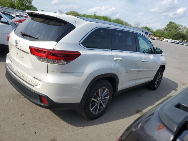 5TDJZRFH7KS572792 Toyota Highlander Se