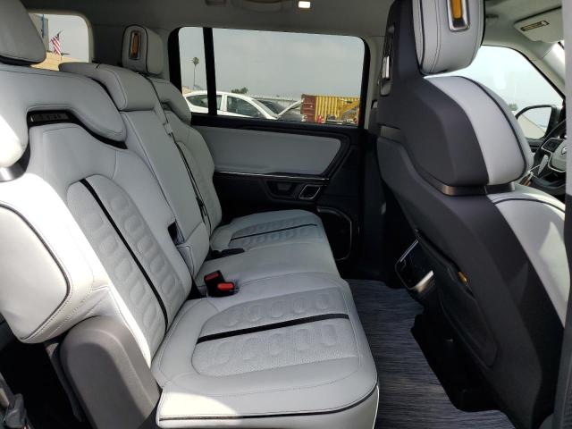 7PDSGABA6PN007847 Rivian R1s Adventure
