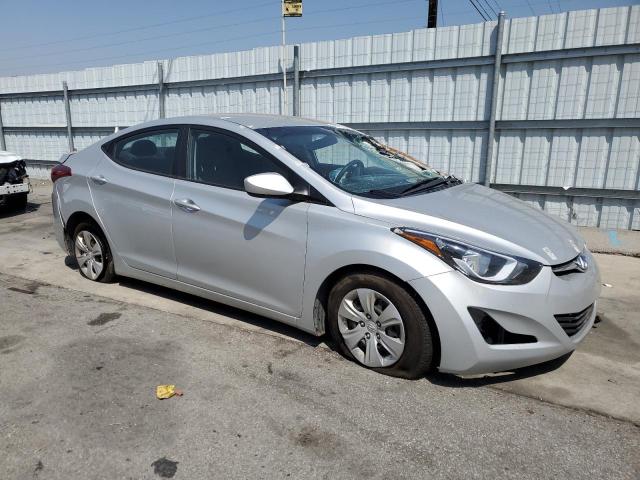 5NPDH4AE1GH757983 Hyundai ELANTRA SE