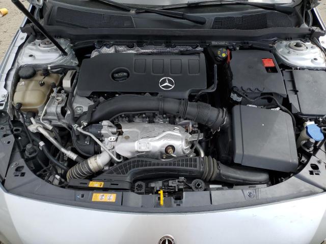 WDD3G4EB4KW005671 Mercedes-Benz A 220