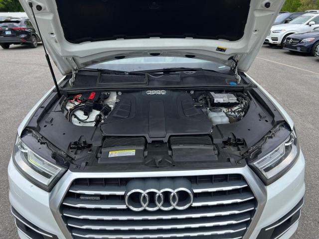 WA1LAAF75HD043073 Audi Q7 Premium Plus