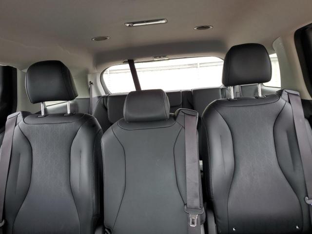 KNDNB4H30N6116888 KIA Carnival Lx