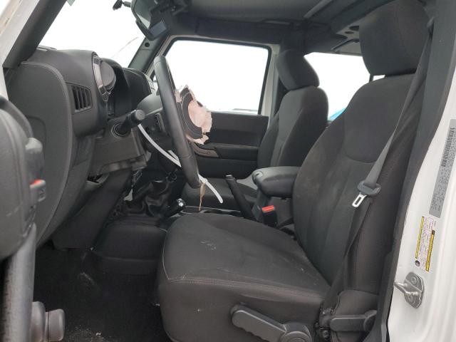 1C4BJWDG7JL865323 Jeep Wrangler Unlimited Sport