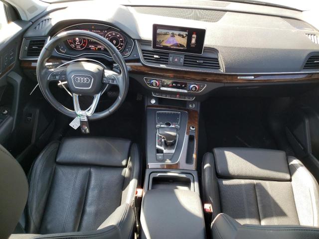 WA1BNAFY9J2043622 Audi Q5 Premium Plus