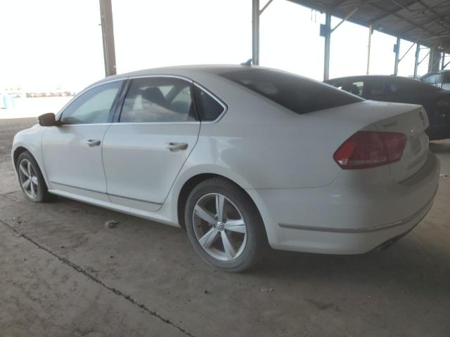 1VWBT7A32FC102700 Volkswagen PASSAT SE