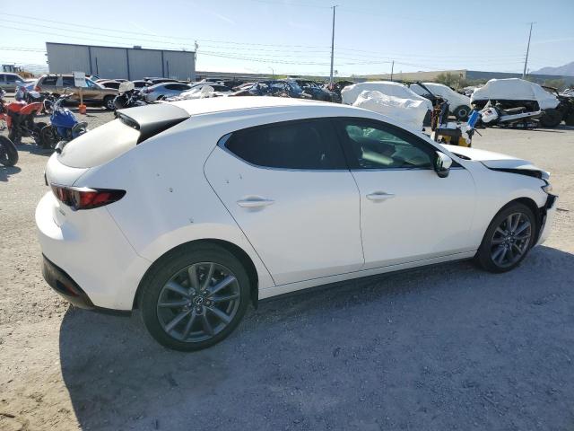 JM1BPBLL4M1305832 Mazda 3 Preferred