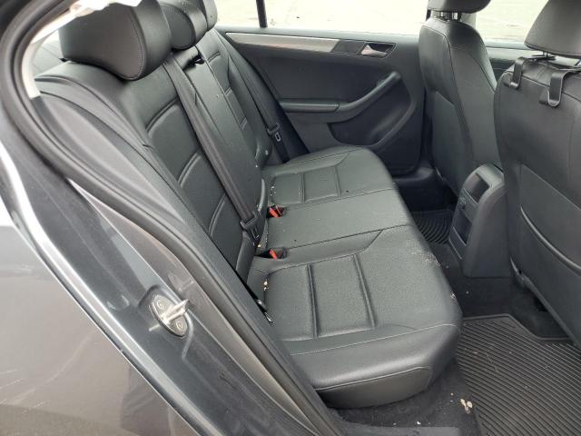 3VWDB7AJ4HM378999 Volkswagen JETTA SE