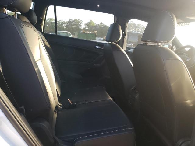 3VVCB7AX3RM063441 Volkswagen Tiguan Se R-line Black
