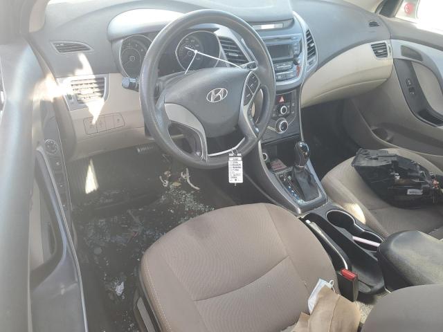 5NPDH4AE9GH769802 Hyundai ELANTRA SE