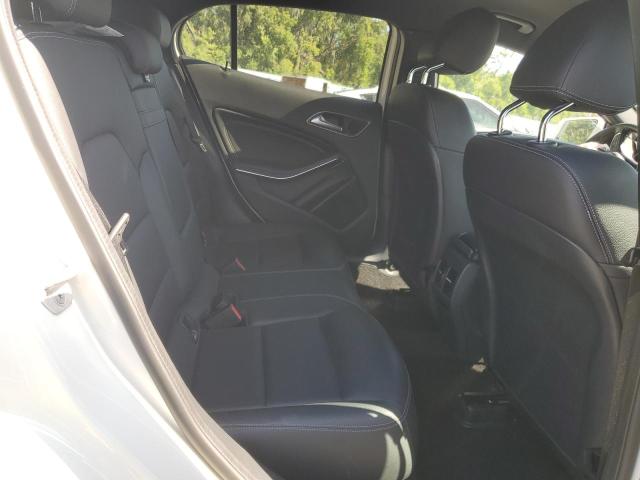 WDCTG4EB6JJ404503 Mercedes-Benz GLA 250