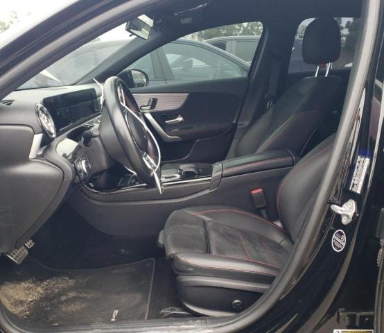 WDD3G4EB6KW025727 Mercedes-Benz A 220