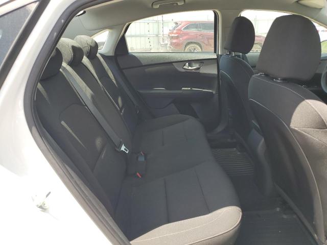 3KPF24AD5ME346006 KIA FORTE FE