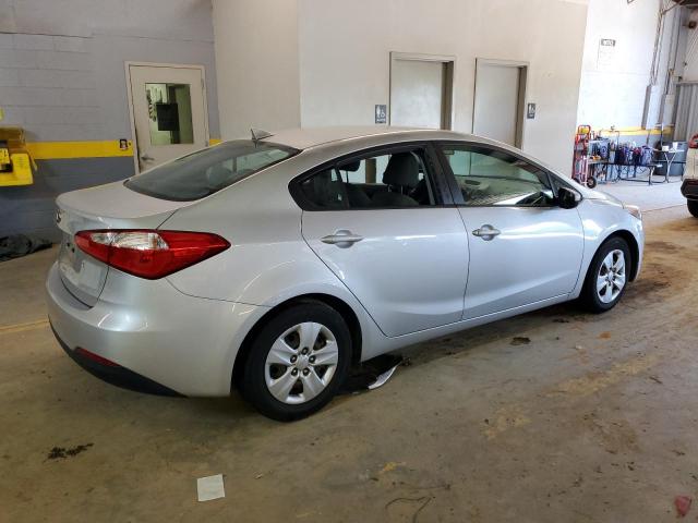 KNAFK4A63F5403316 KIA FORTE LX