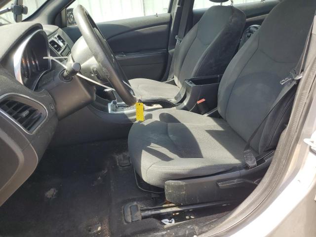 1C3CCBAB5EN210995 Chrysler 200 LX