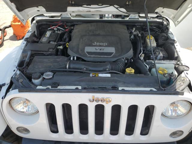 1C4BJWEG7FL770976 Jeep Wrangler Unlimited Sahara