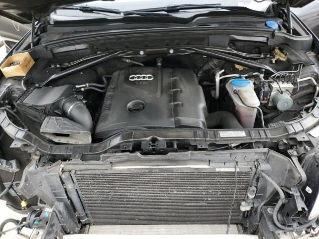 WA1LFAFP7EA044076 Audi Q5 Premium Plus