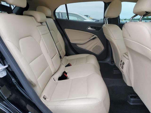 WDCTG4EB1JJ448554 Mercedes-Benz GLA 250