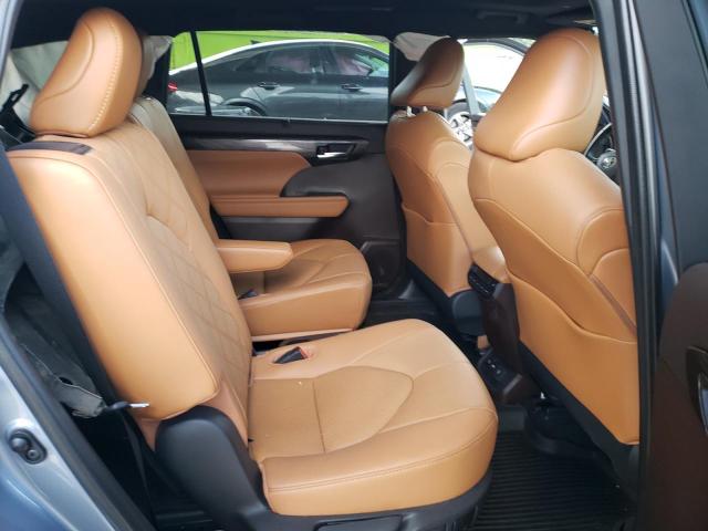 5TDFZRAH0MS083019 Toyota Highlander Platinum
