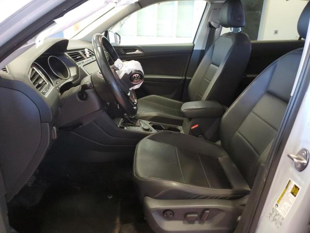 3VV2B7AX3JM094933 Volkswagen TIGUAN SE