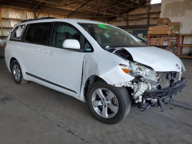 5TDKK3DC7GS741598 Toyota SIENNA LE