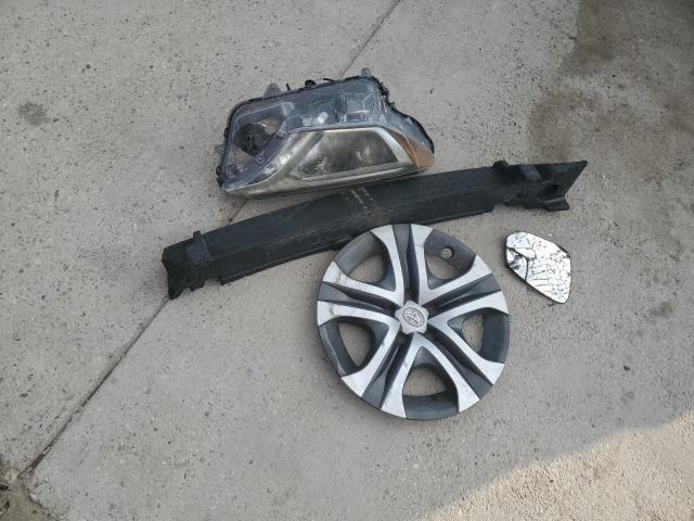 2T3ZFREV7HW403267 Toyota RAV4 LE