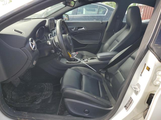 WDDSJ4GB8HN406231 Mercedes-Benz CLA 250 4MATIC