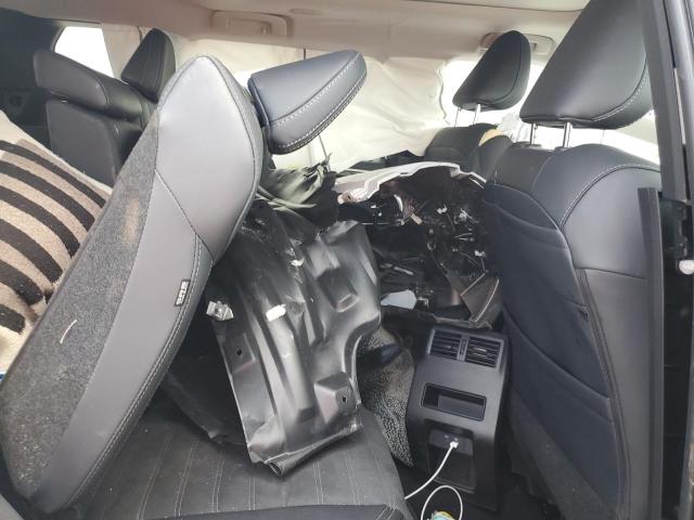 JA4J3VA80RZ037808 Mitsubishi Outlander Se