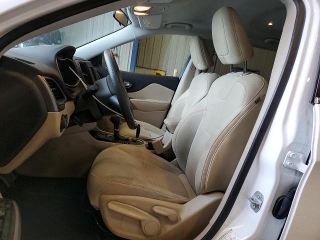 1C4PJLCB4KD357607 Jeep Cherokee Latitude