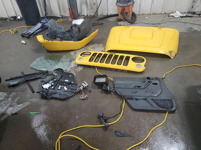 1C4HJWEG9FL737486 Jeep Wrangler Unlimited Sahara