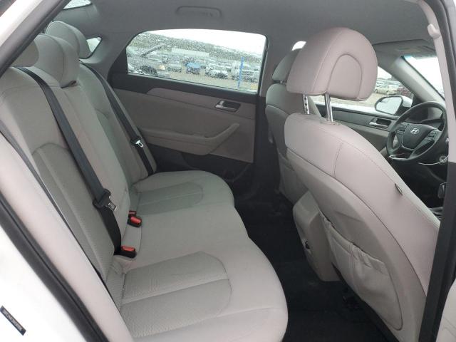 5NPE24AF2HH581896 Hyundai SONATA SE