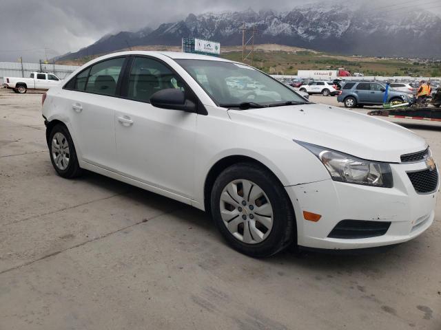 1G1PA5SHXE7476758 Chevrolet CRUZE LS