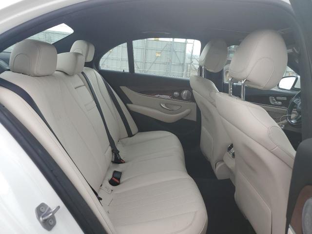 WDDZF4KB4HA038676 Mercedes-Benz E 300 4matic