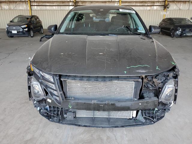 5NMJACAE8PH256605 Hyundai TUCSON SE