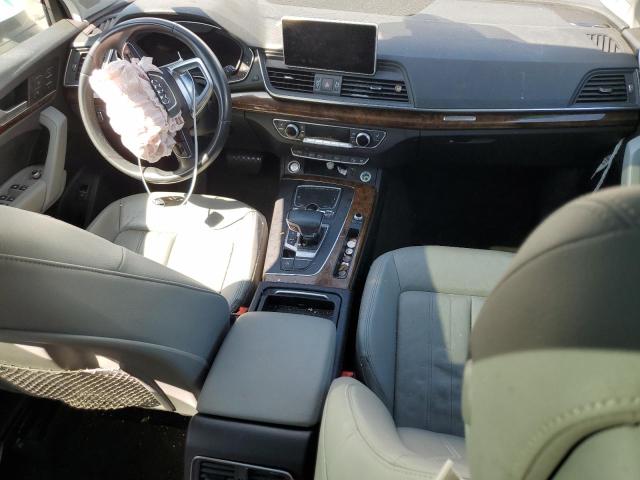 WA1BNAFY3J2117133 Audi Q5 Premium Plus