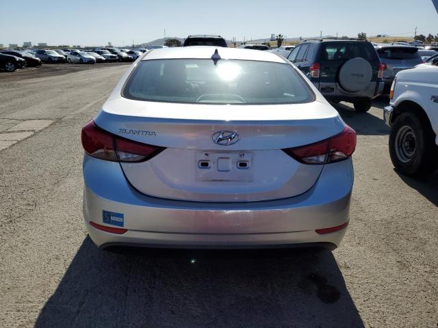 5NPDH4AE2FH643313 Hyundai ELANTRA SE