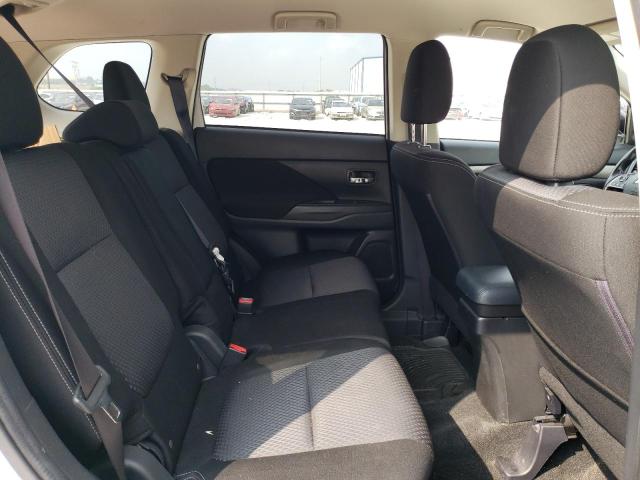 JA4AD3A38GZ008611 Mitsubishi Outlander Se