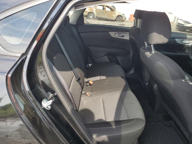 3KPF24AD1PE663432 KIA FORTE LX